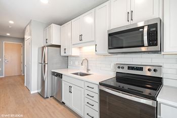 Lago Apartments Minneapolis